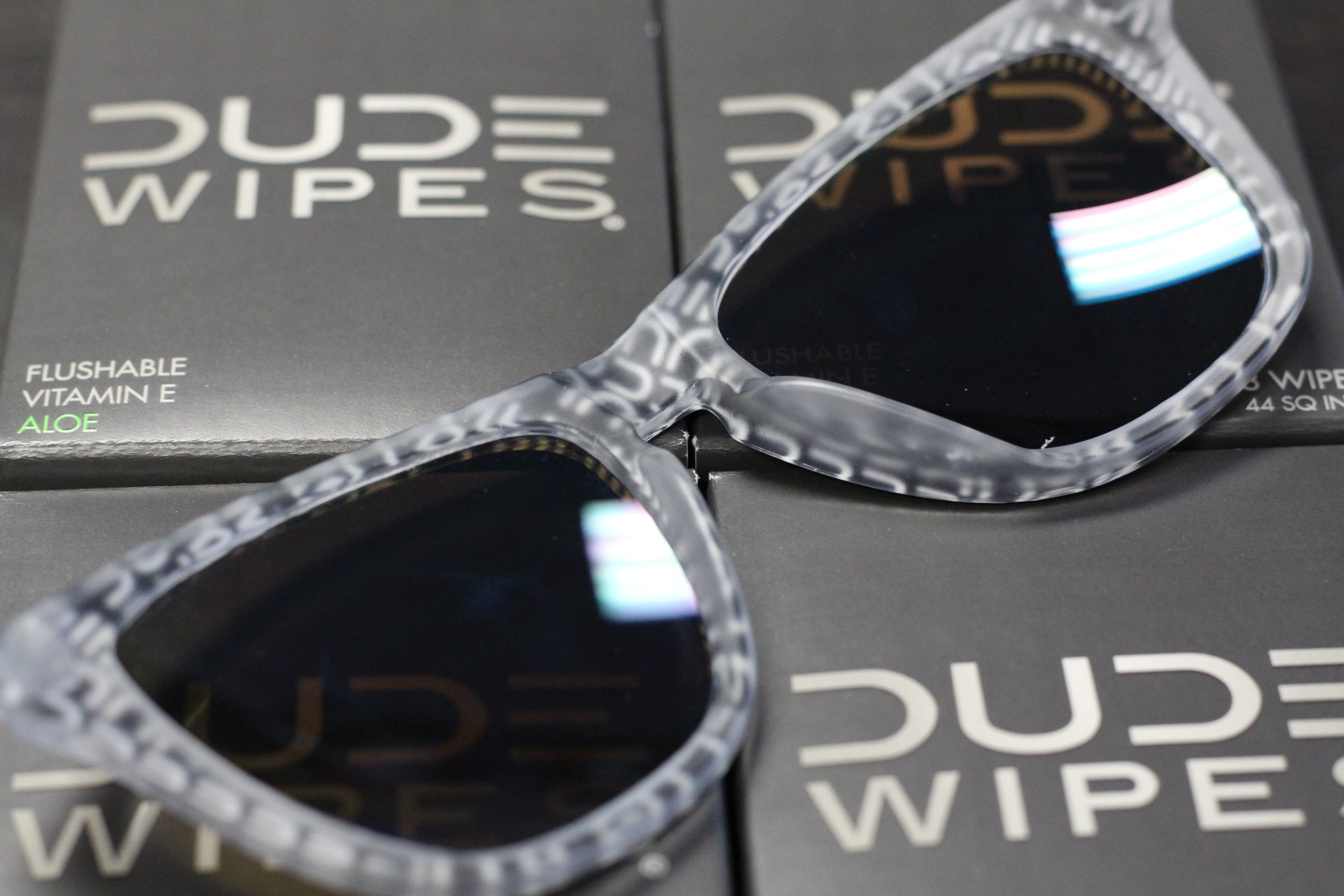 TMHK X DUDE WIPES