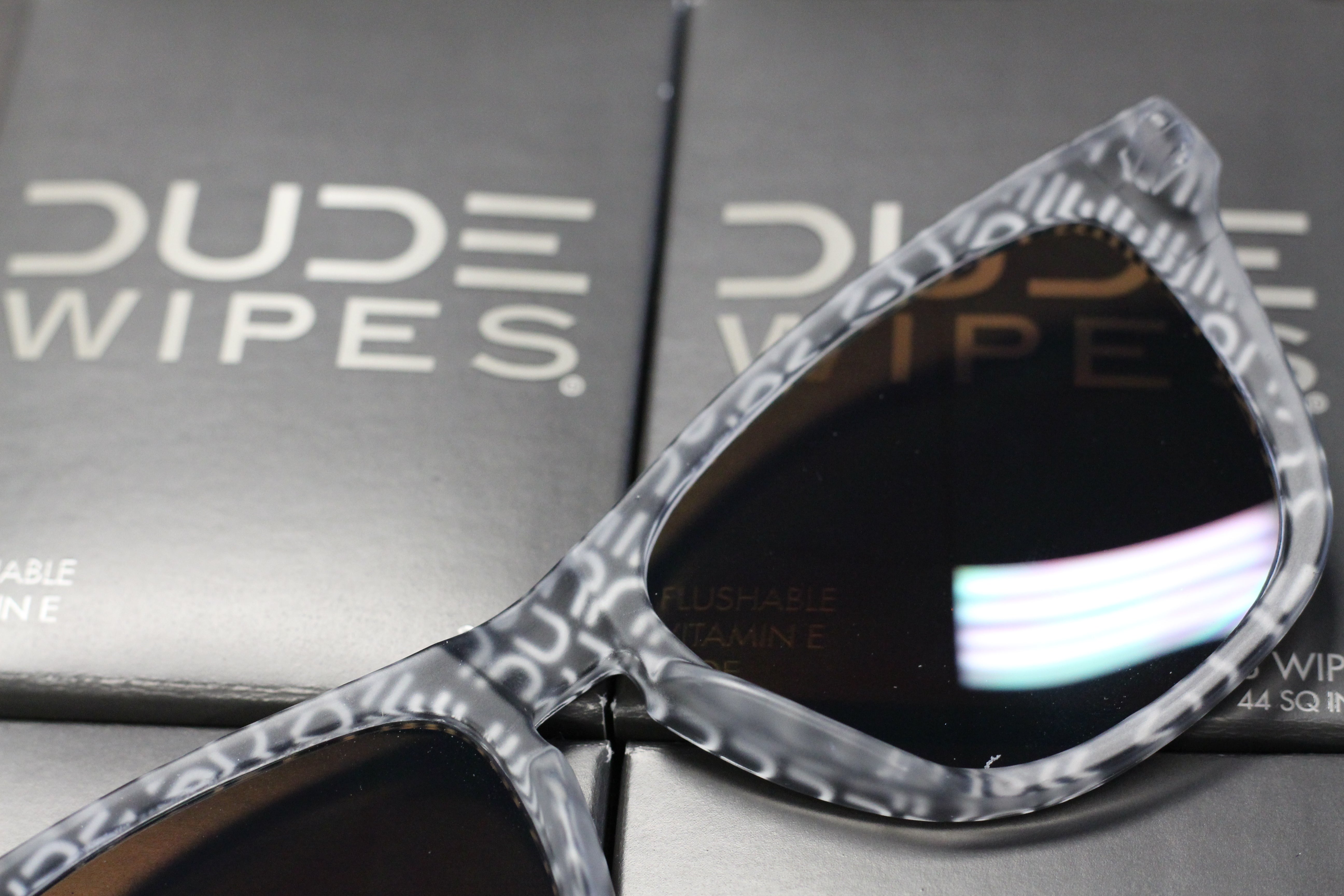 TMHK X DUDE WIPES